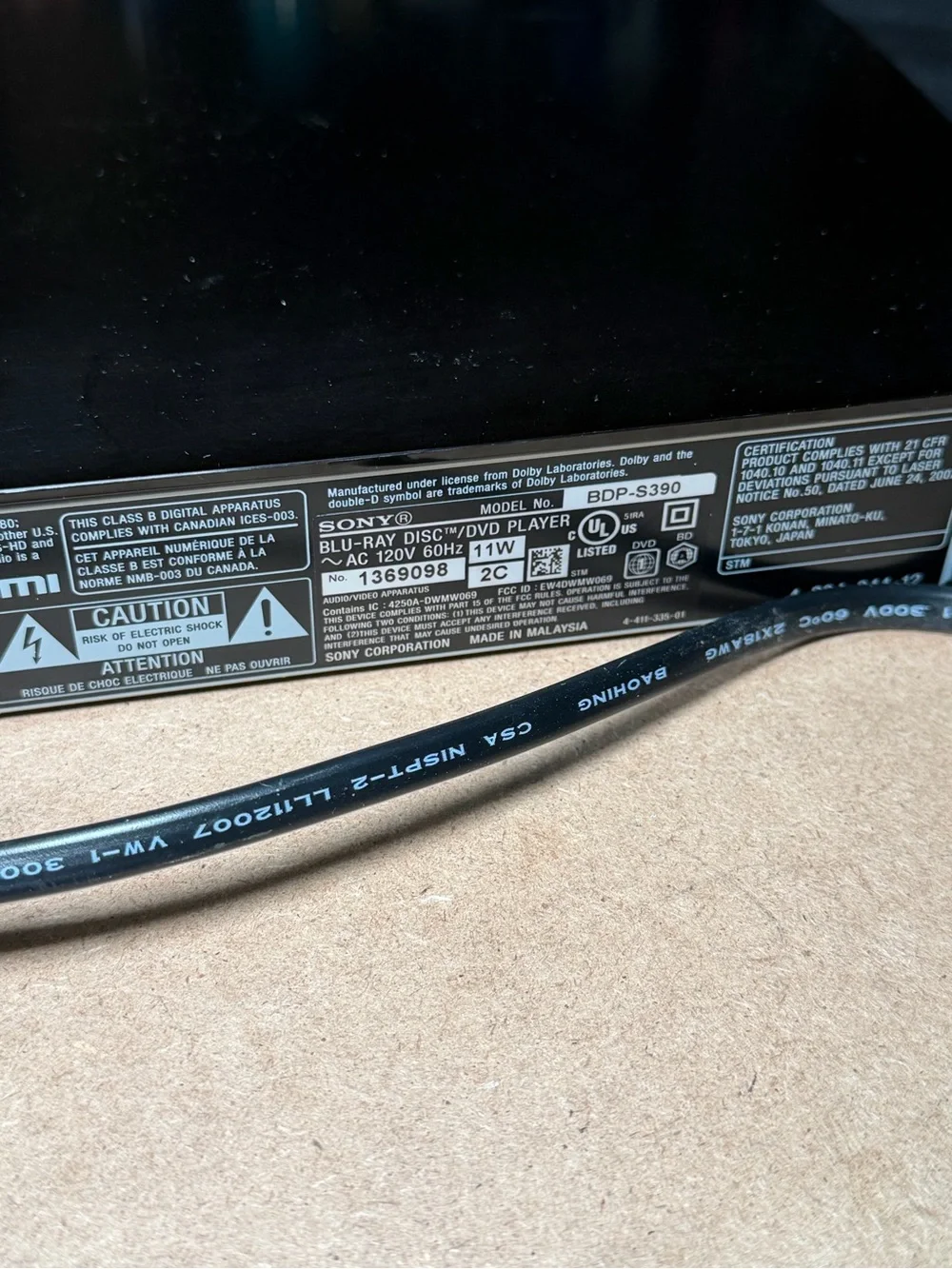 Sony BDP-S390 Blu-Ray Player WiFi  W/ OEM Remote + HDMI Cable Not Fully Tested